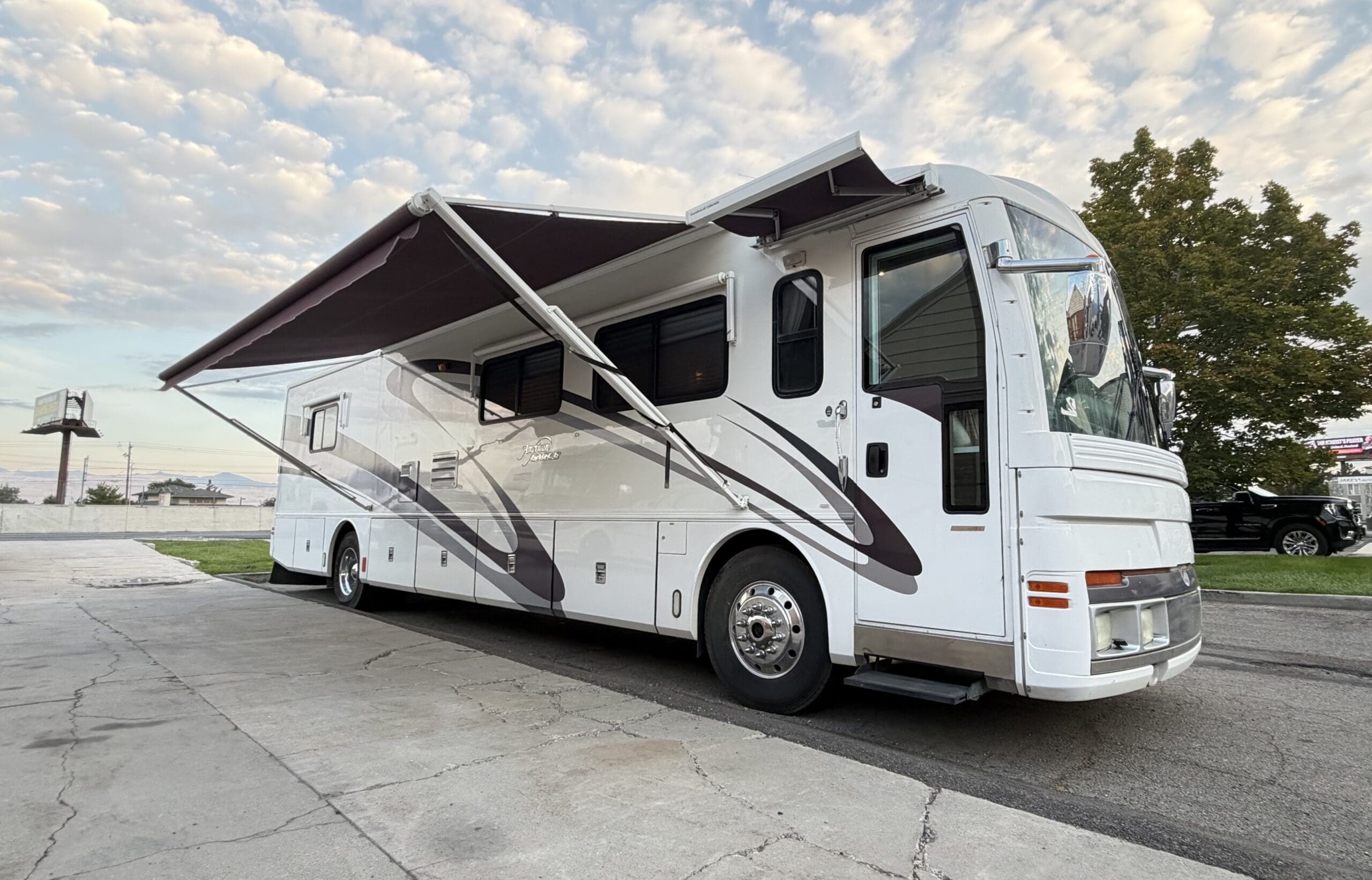 2001 Fleetwood American Eagle 40EUS photo 9