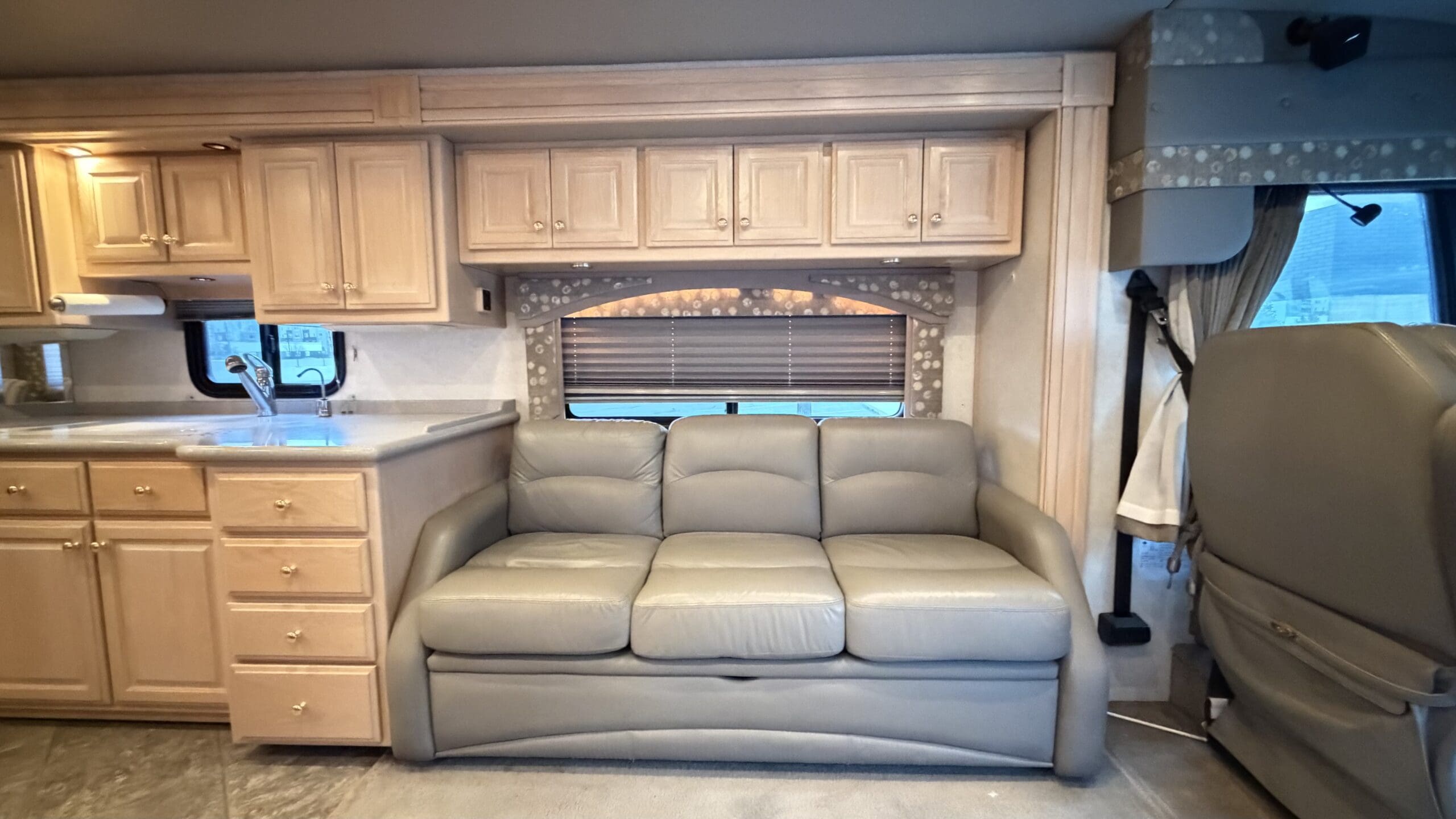 2001 Fleetwood American Eagle 40EUS photo 20