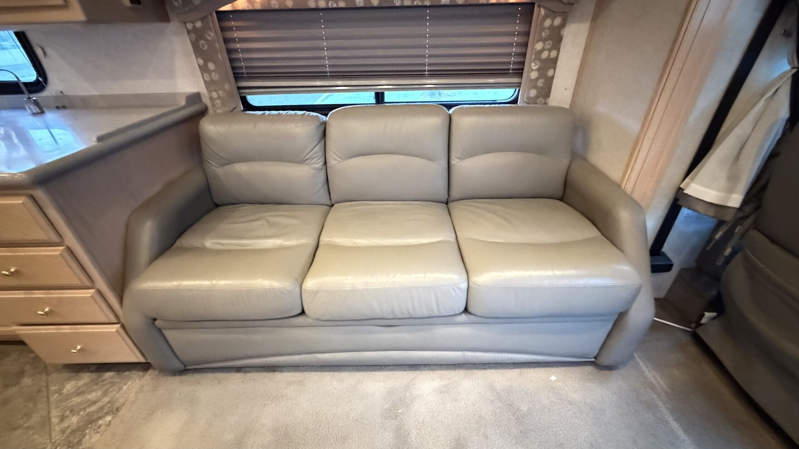 2001 Fleetwood American Eagle 40EUS photo 21